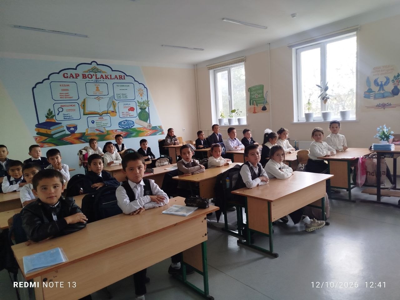 2-b sinfda ʼʼIlm aql chirogʼi mavzusida davra suhbati oʻtkazildi