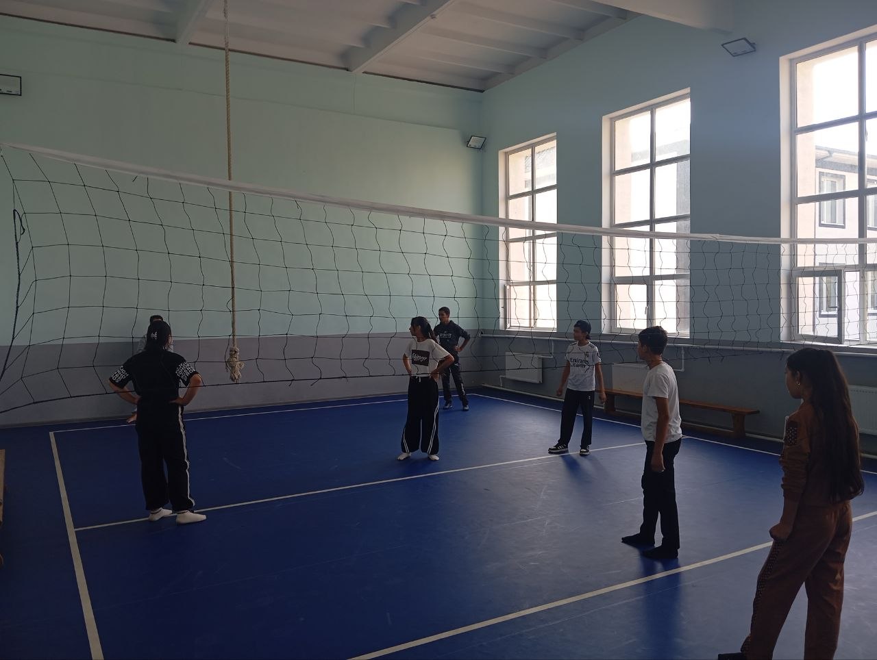 🏐 8-“B” sinfda voleybol musobaqasi! 💪